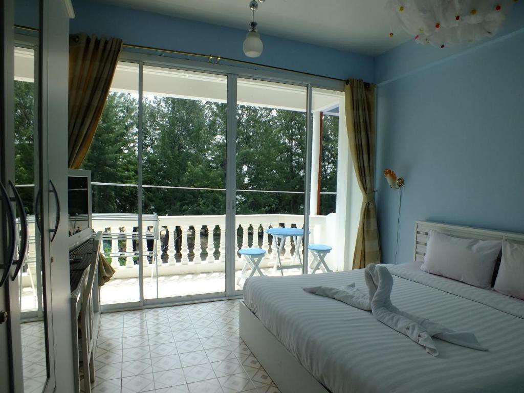 Cha-Am Seaside Hotel Номер фото