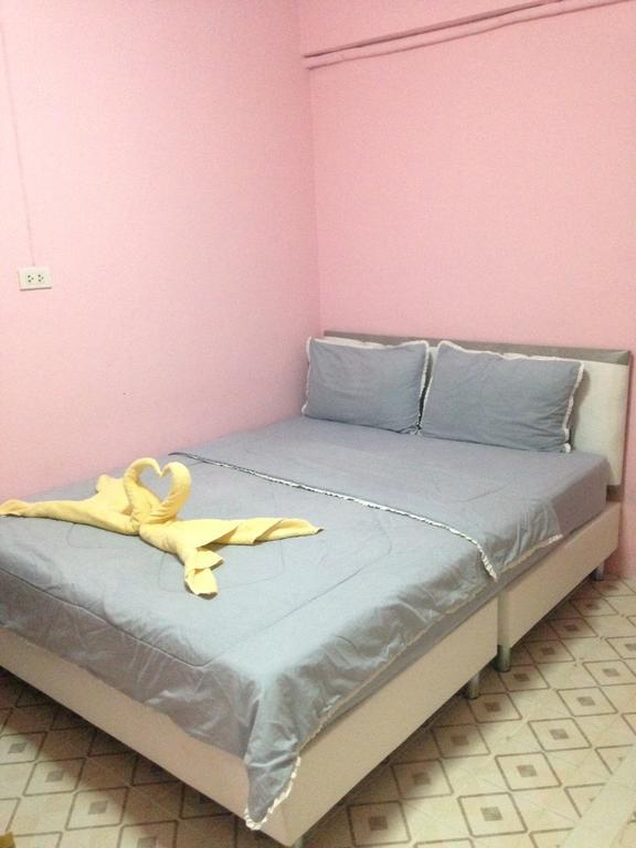 Cha-Am Seaside Hotel Екстер'єр фото